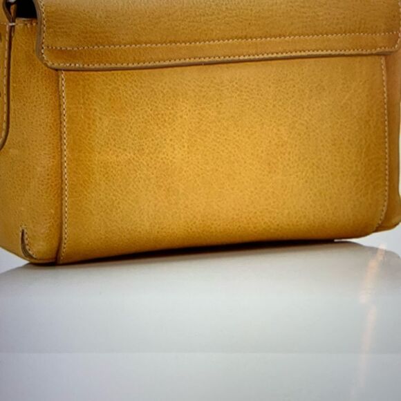 NWT Frye Reed Flap Leather Crossbody - Picture 3 of 7
